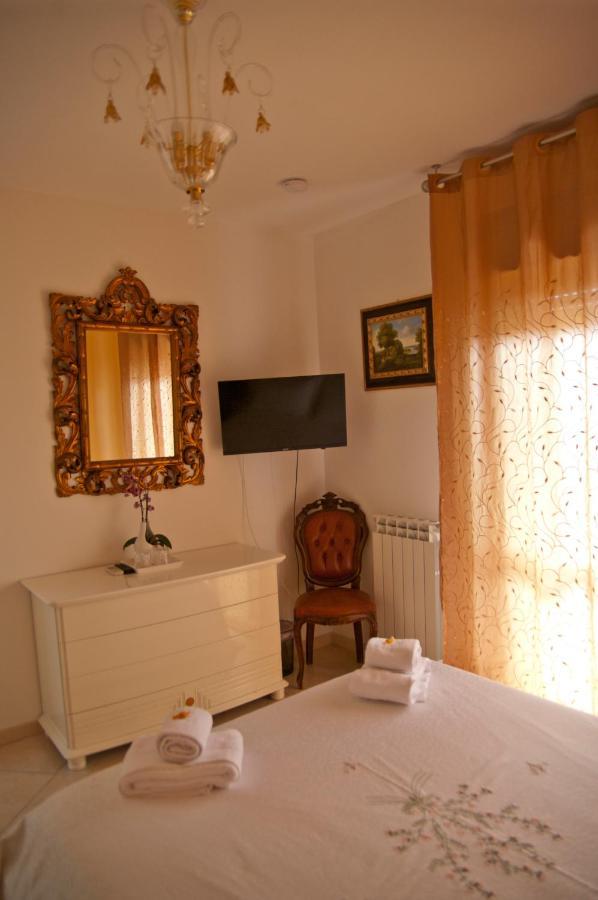 B&Byanet'S Beautiful House Civitavecchia Exterior foto